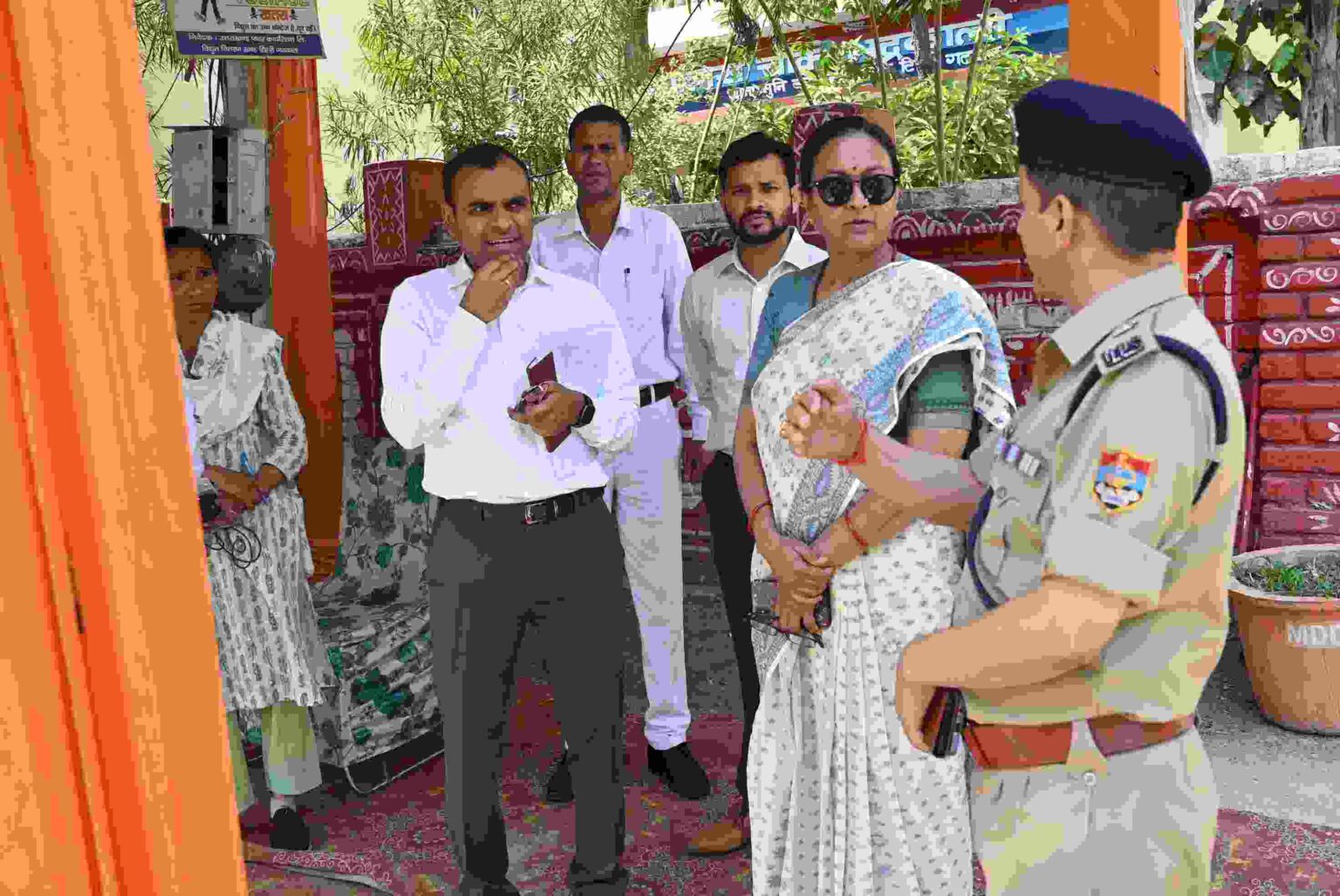 मुख्य सचिव ने राफ्टिंग व्यवस्थाओं का किया निरीक्षण, ऑनलाइन रजिस्ट्रेशन सिस्टम पर बल देने की बात कही