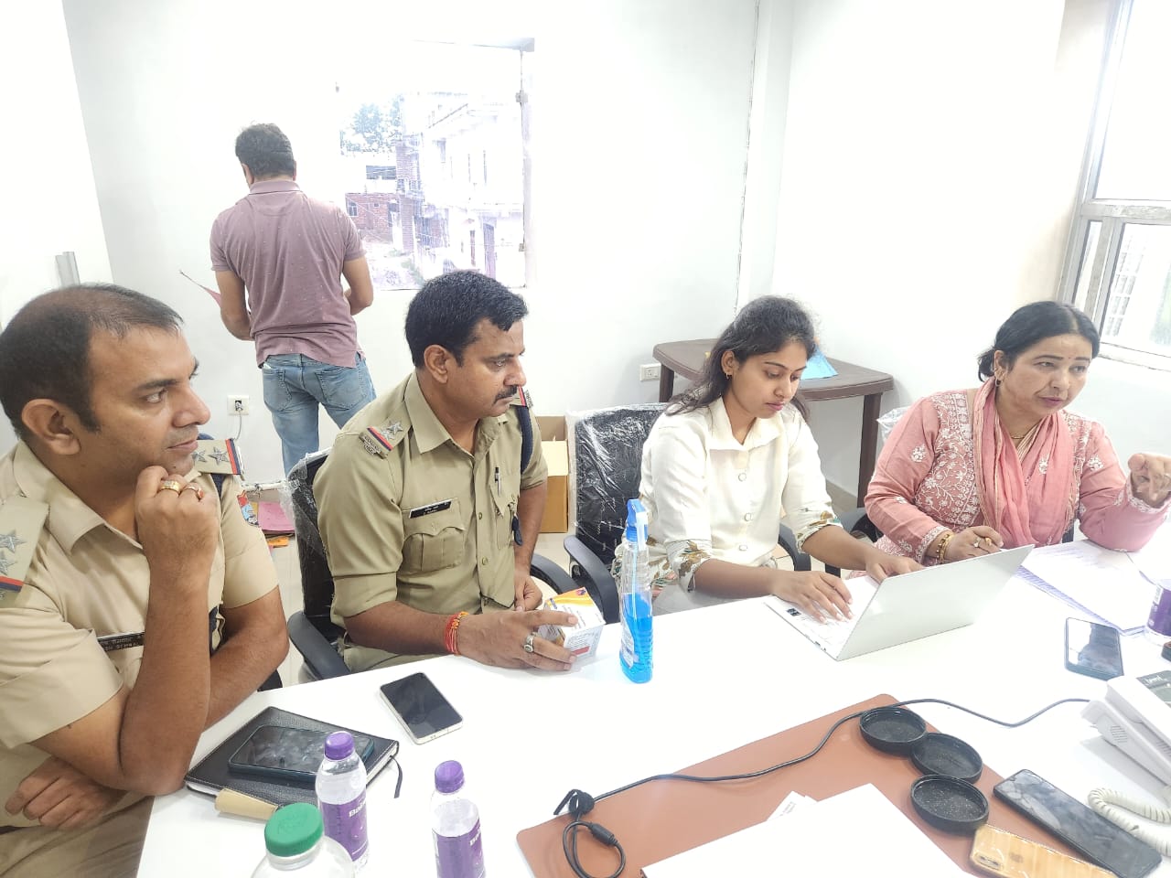 हरिद्वार में जन औषधि केंद्र सील, नियमविरुद्ध दवाइयां बेचने पर ड्रग्स विभाग की बड़ी कार्रवाई