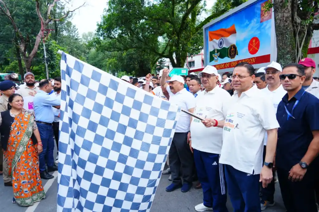 मुख्यमंत्री ने कहा कि कारगिल विजय दिवस भारतीय सेना के अदम्य साहस, पराक्रम, शौर्य और राष्ट्र के प्रति अटूट समर्पण का प्रतीक