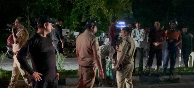 एसएसपी हरिद्वार ने संवेदनशीलता और तत्परता का परिचय देते हुए सड़क दुर्घटना में घायल महिला की तत्काल मदद की