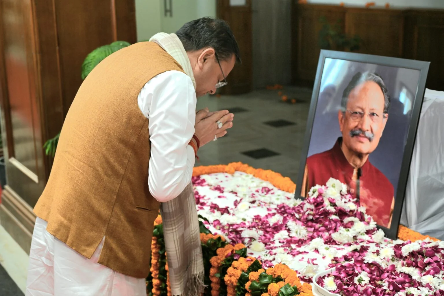 मुख्यमंत्री श्री पुष्कर सिंह धामी ने कहा कि स्वर्गीय खण्डूड़ी जी एक अनुशासित सैनिक, समर्पित जनसेवक और कुशल प्रशासक थे