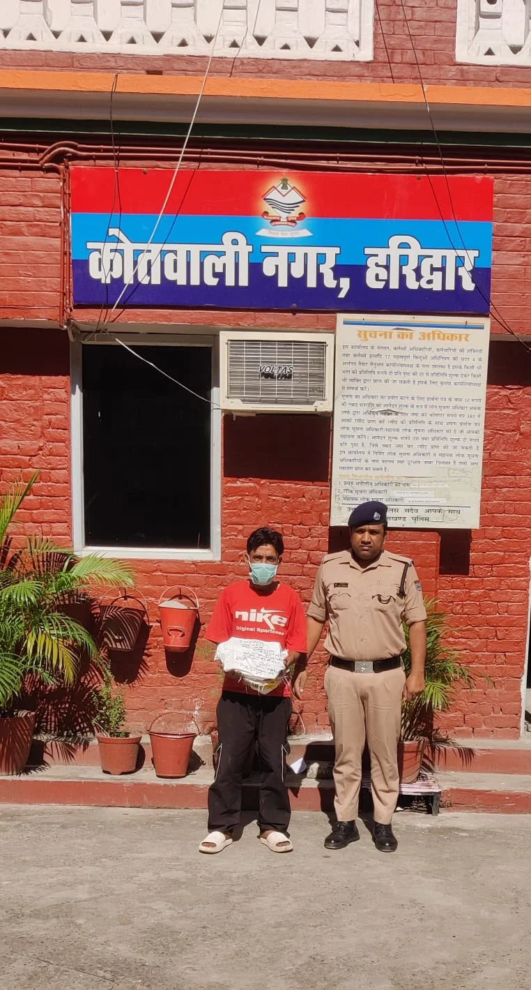 हरिद्वार जनपद में अवैध मादक पदार्थों एवं शराब के कारोबार में संलिप्त व्यक्तियों के विरुद्ध लगातार कार्रवाई की जा रही है।