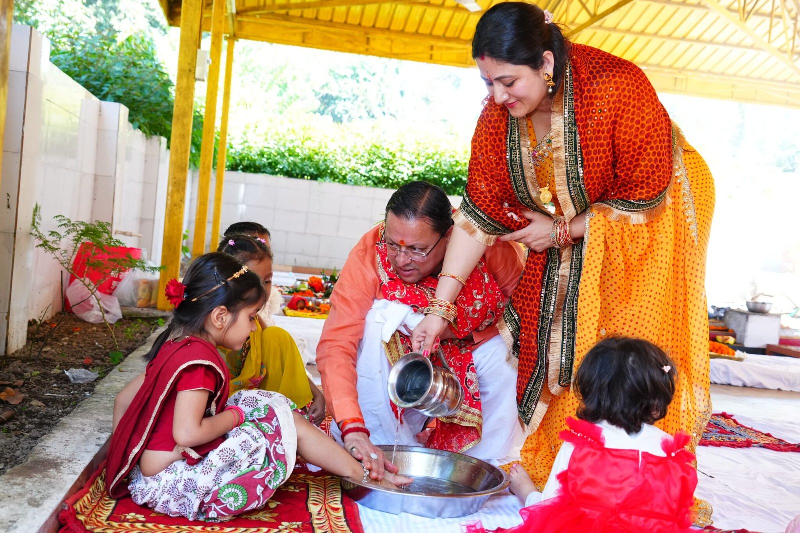 मुख्यमंत्री ने मां भगवती से प्रदेश की उन्नति एवं समस्त प्रदेशवासियों के सुख, शांति, समृद्धि और खुशहाली की कामना की